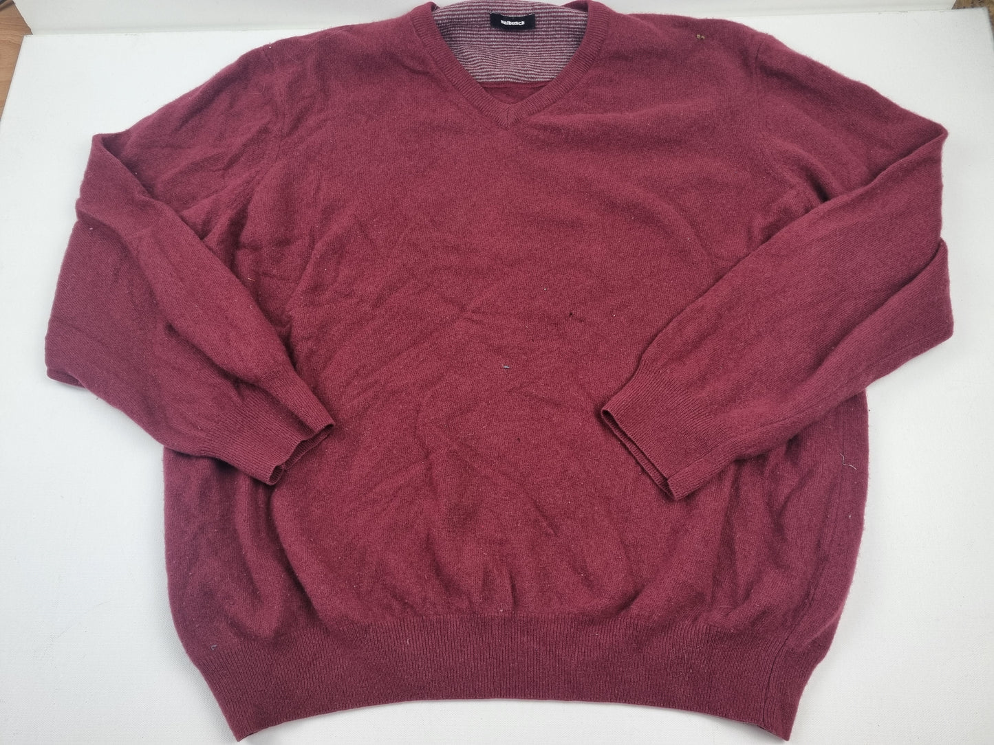 Upcycling-Materialpaket: 3 verdichtete Merino-Wollpullover für kreative Projekte in Grau, Rot, Pfirsich