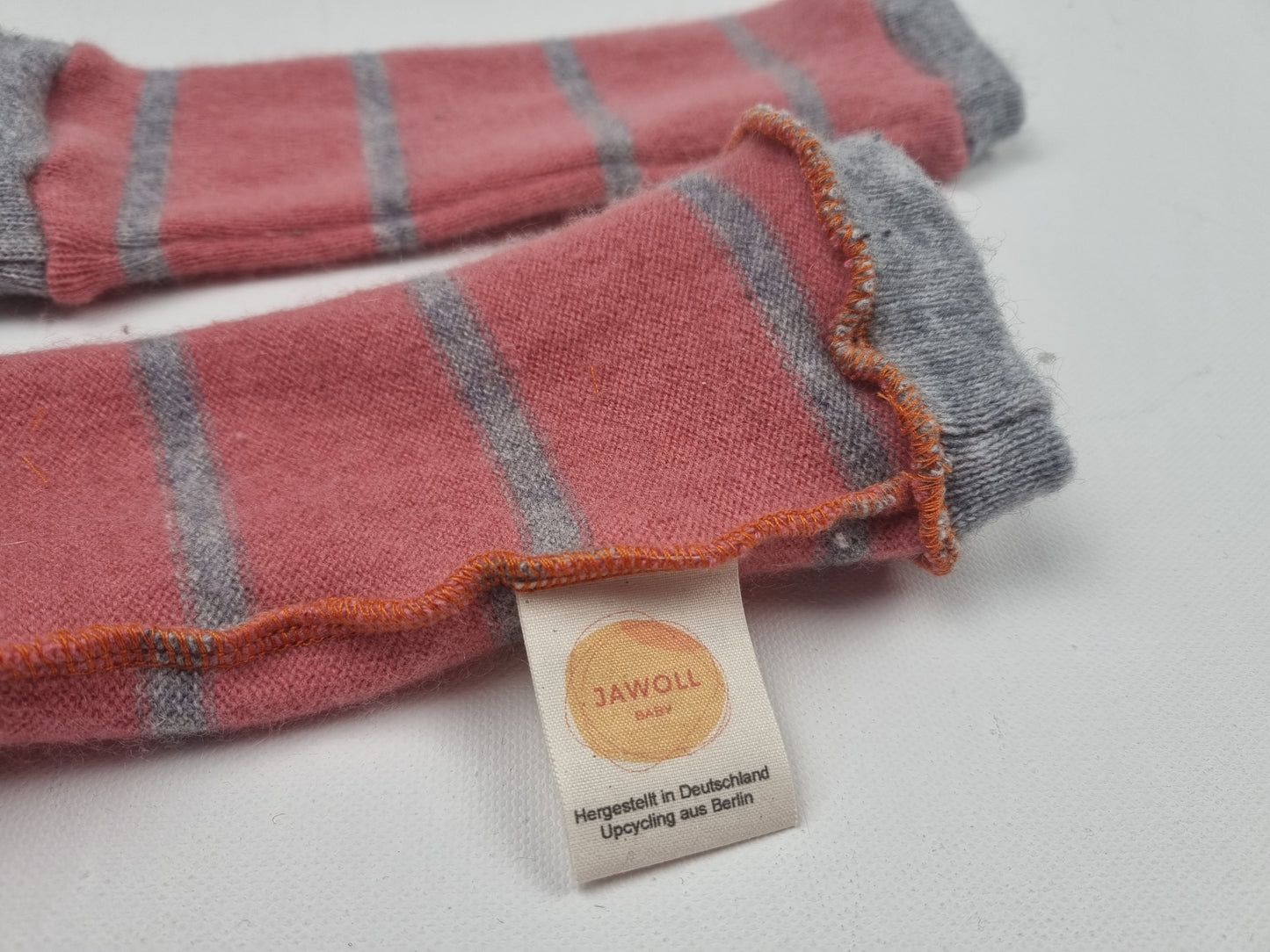 Leg warmers for babies made from upcycled cashmere in plum purple